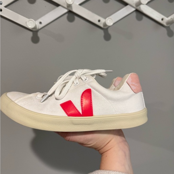Veja Womens sneakers size US 6 / EU 37 - Picture 5 of 13